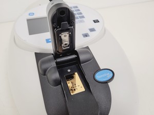 Thumbnail image of GE NanoVue Plus Portable Spectrophotometer  Code - 28956058