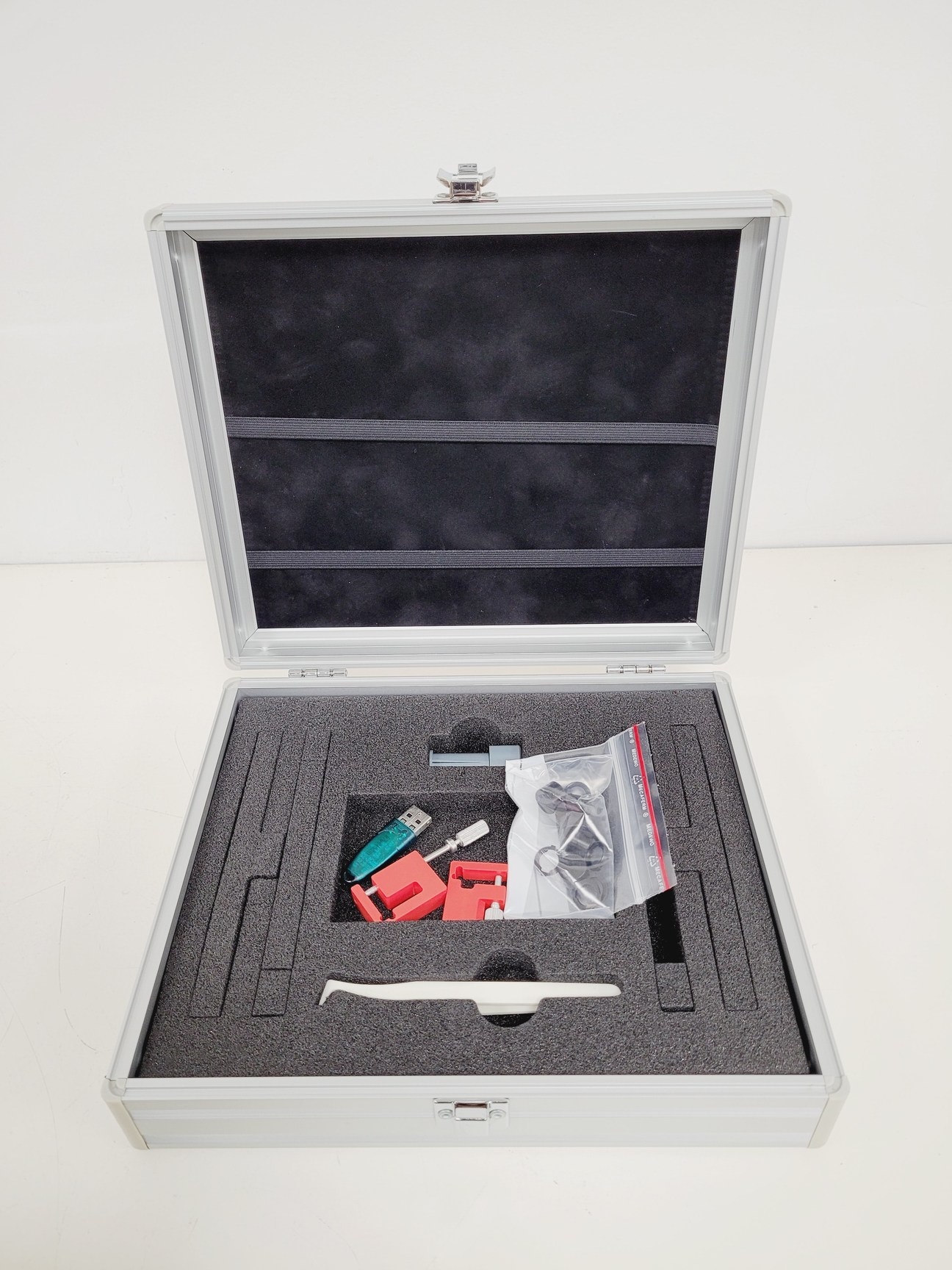 Image of Tecan Infinite F200 Pro Microplate Reader with PC & Software Lab