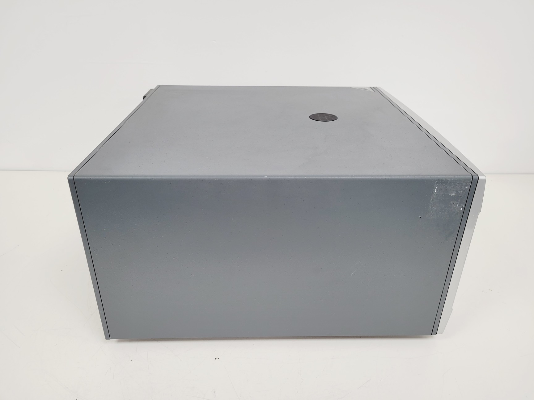 Image of Tecan Infinite F200 Pro Microplate Reader with PC & Software Lab
