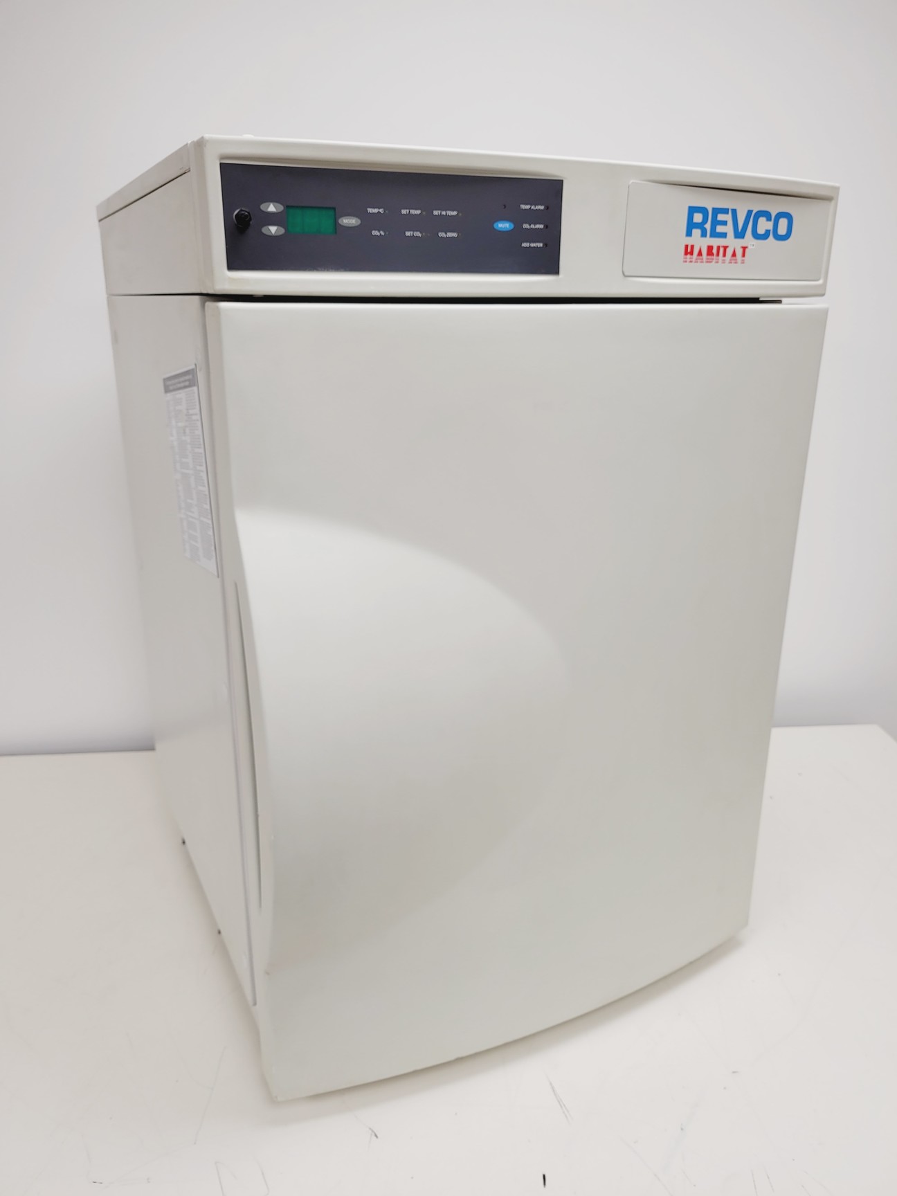 Image of Revco Habitat CO2 Water Jacketed Incubator Model no. RCO3500TWBB Lab