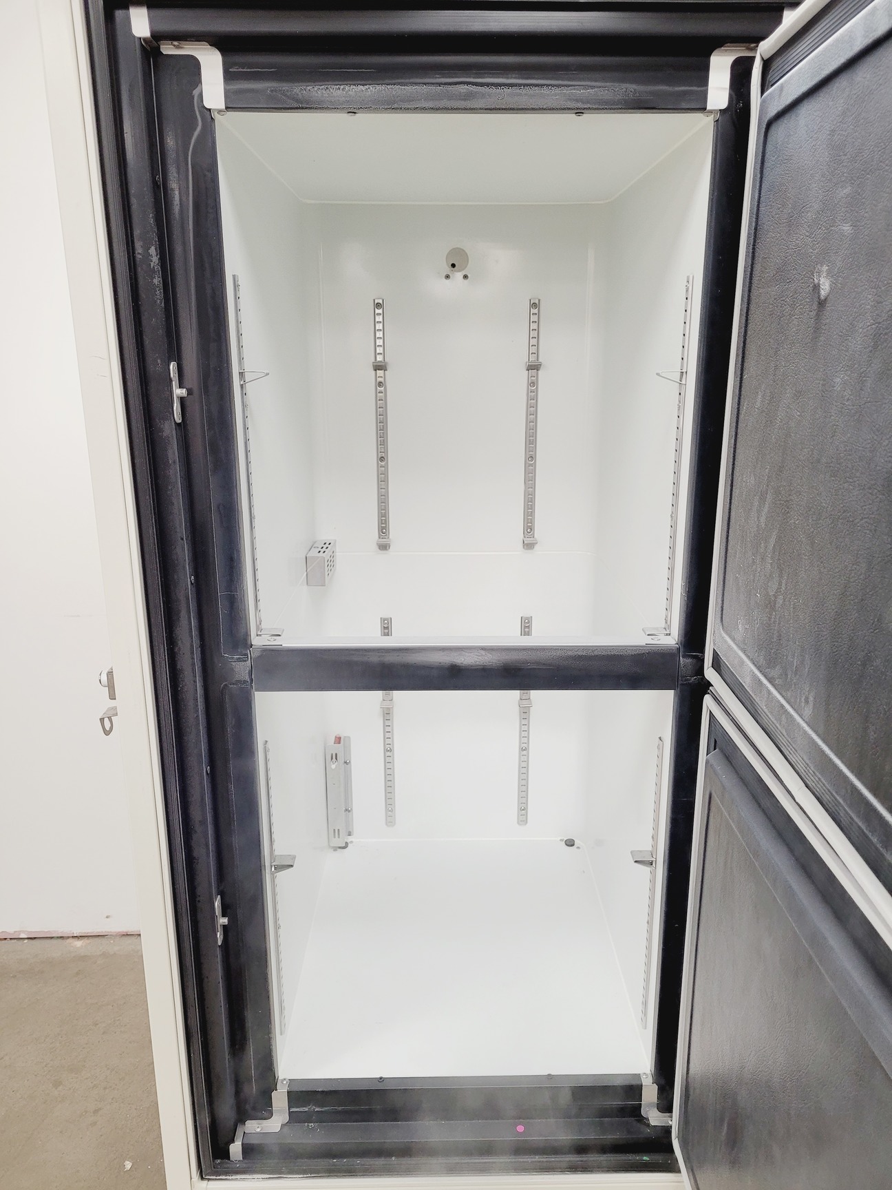 Image of Sanyo Ultra-Low Temperature Freezer  Model - MDF-U3386S Lab
