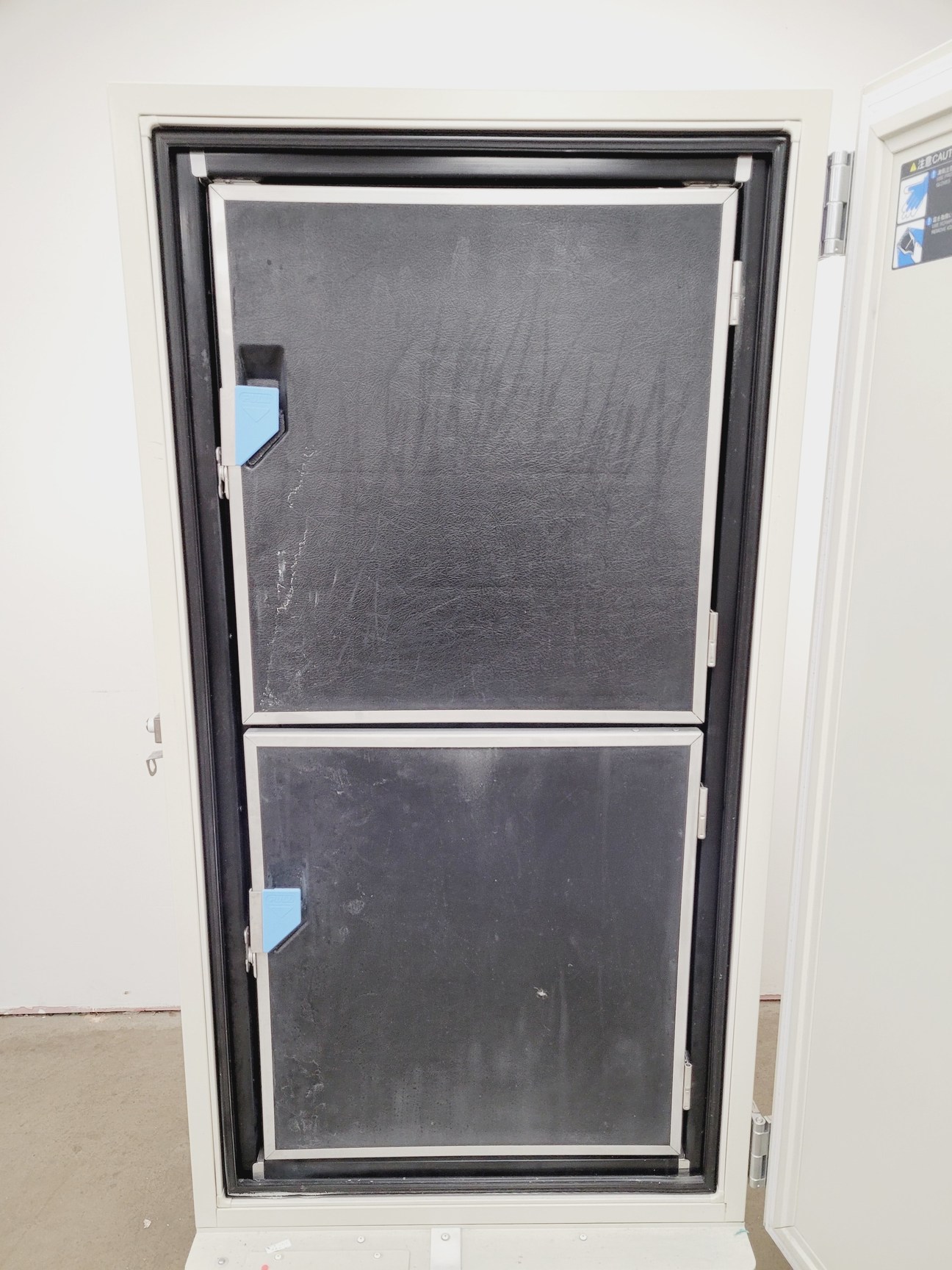Image of Sanyo Ultra-Low Temperature Freezer  Model - MDF-U3386S Lab