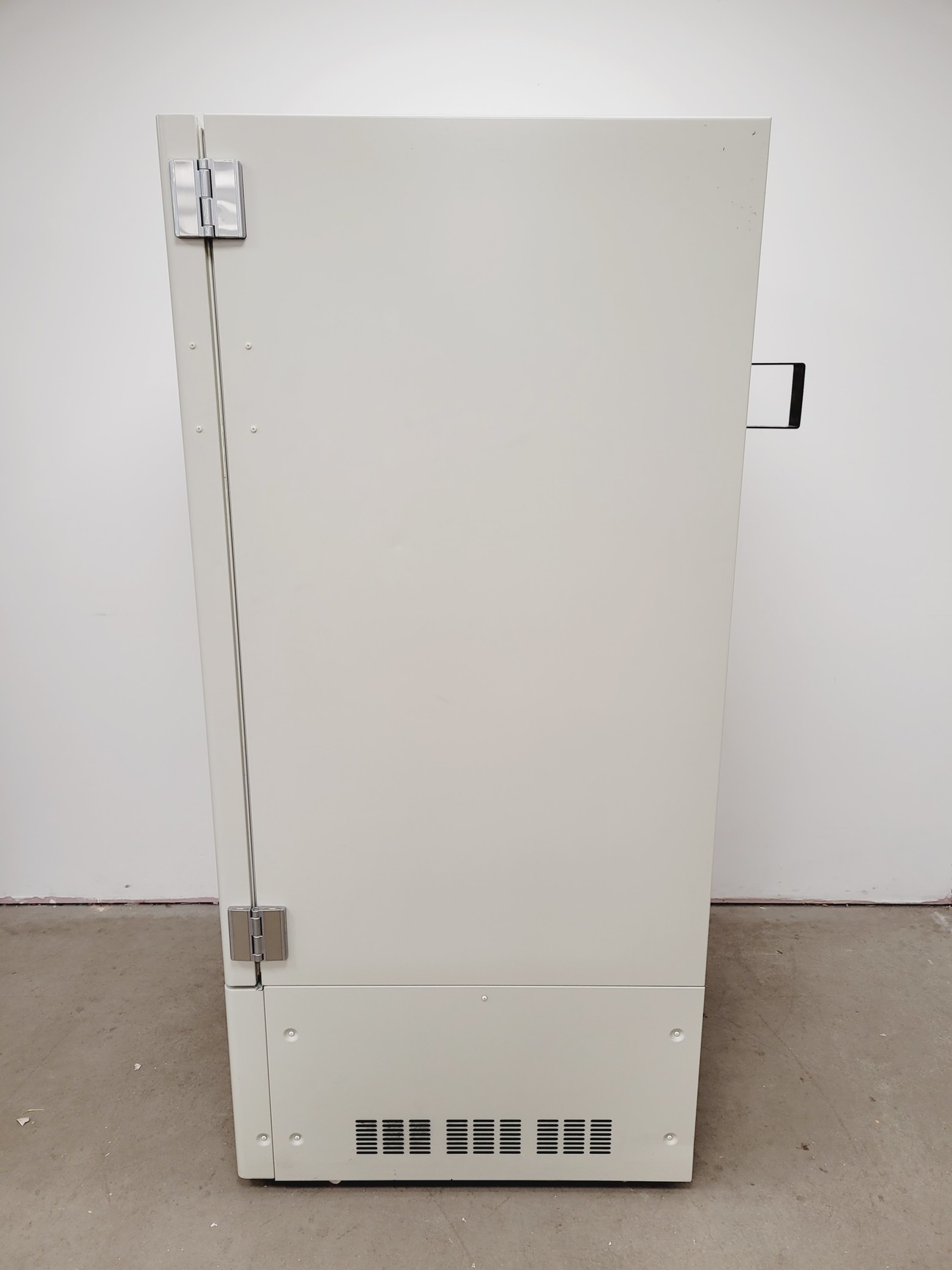 Image of Sanyo Ultra-Low Temperature Freezer  Model - MDF-U3386S Lab