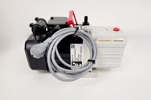 Thumbnail image of Pfeiffer Rotary Vane Vacuum Pump  Model - DUO 2.5  M No. PK D41 056 C Lab