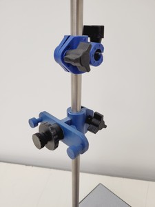 Thumbnail image of 12 x Denoyer Geppert Chemistry Laboratory Retort Stands Lab