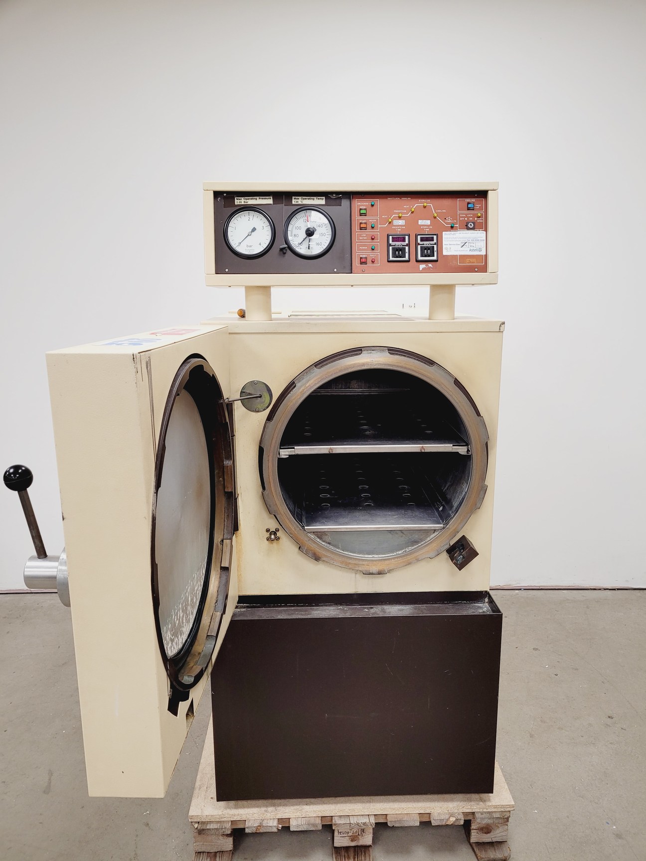 Image of Astell Scientific Laboratory Autoclave  Model - AAB095 Lab Faulty