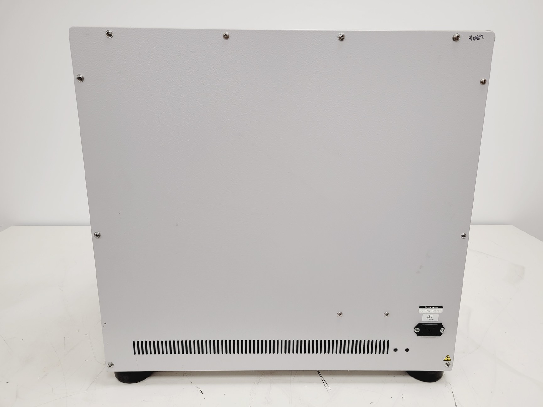 Image of Barnstead Lab-Line MaxQ 4000 Incubator Shaker  Model - SHKE4000-1CE
