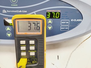 Thumbnail image of Barnstead Lab-Line MaxQ 4000 Incubator Shaker  Model - SHKE4000-1CE