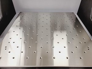 Thumbnail image of Barnstead Lab-Line MaxQ 4000 Incubator Shaker  Model - SHKE4000-1CE
