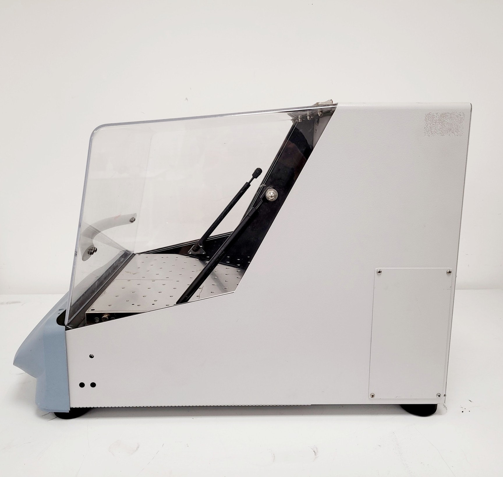 Image of Barnstead Lab-Line MaxQ 4000 Incubator Shaker  Model - SHKE4000-1CE