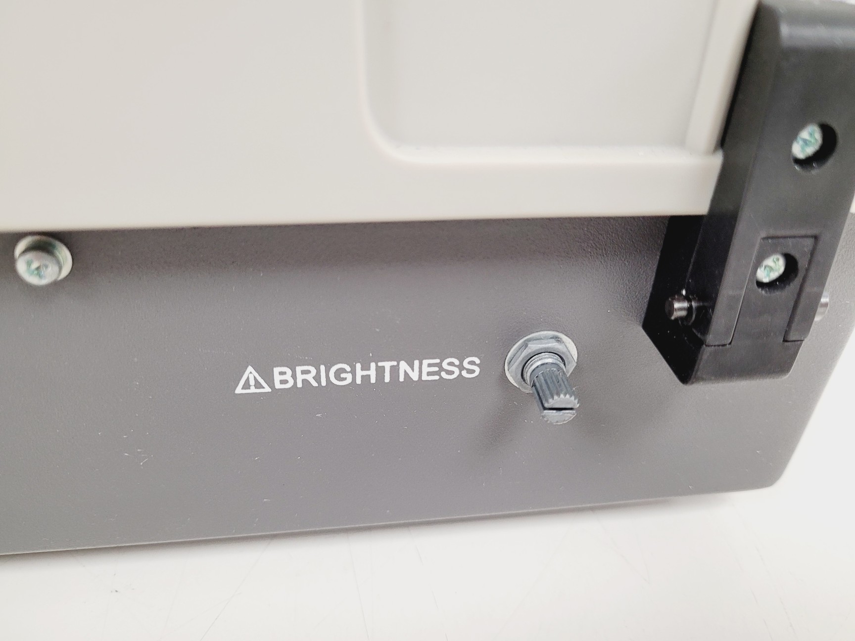 Image of Labtech Microplate Reader  Model - LT-4000 Lab