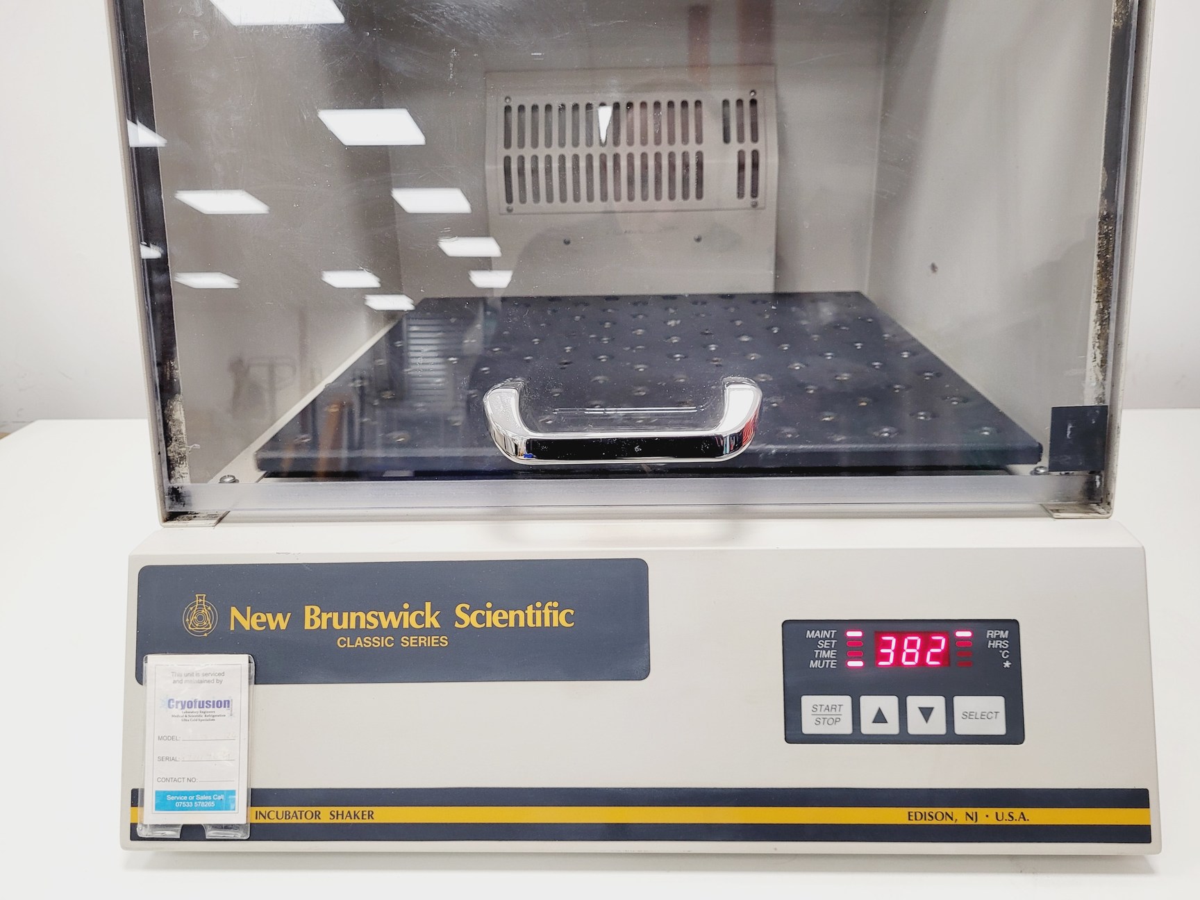 Image of New Brunswick Scientific Classic Series Incubator Shaker  Model - Classic C24