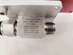 Thumbnail image of Pair of HANBAY MCM-050AB & MCL-050AB  Valve Actuators