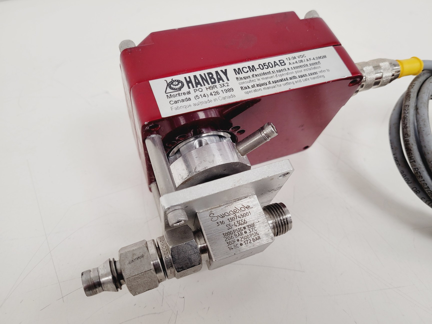 Image of Pair of HANBAY MCM-050AB & MCL-050AB  Valve Actuators