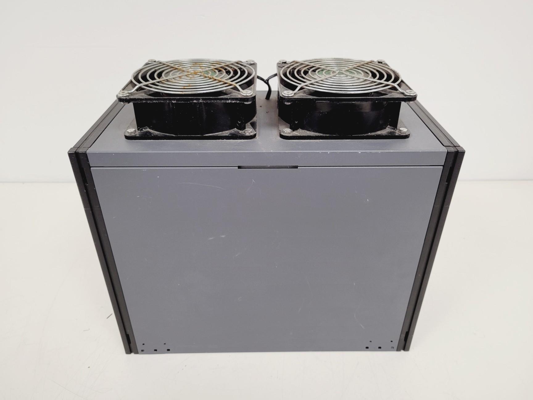 Image of Sonimat Ultrasons GP20 with Monitor/Terminal Ultrasoic Welding Controller Lab