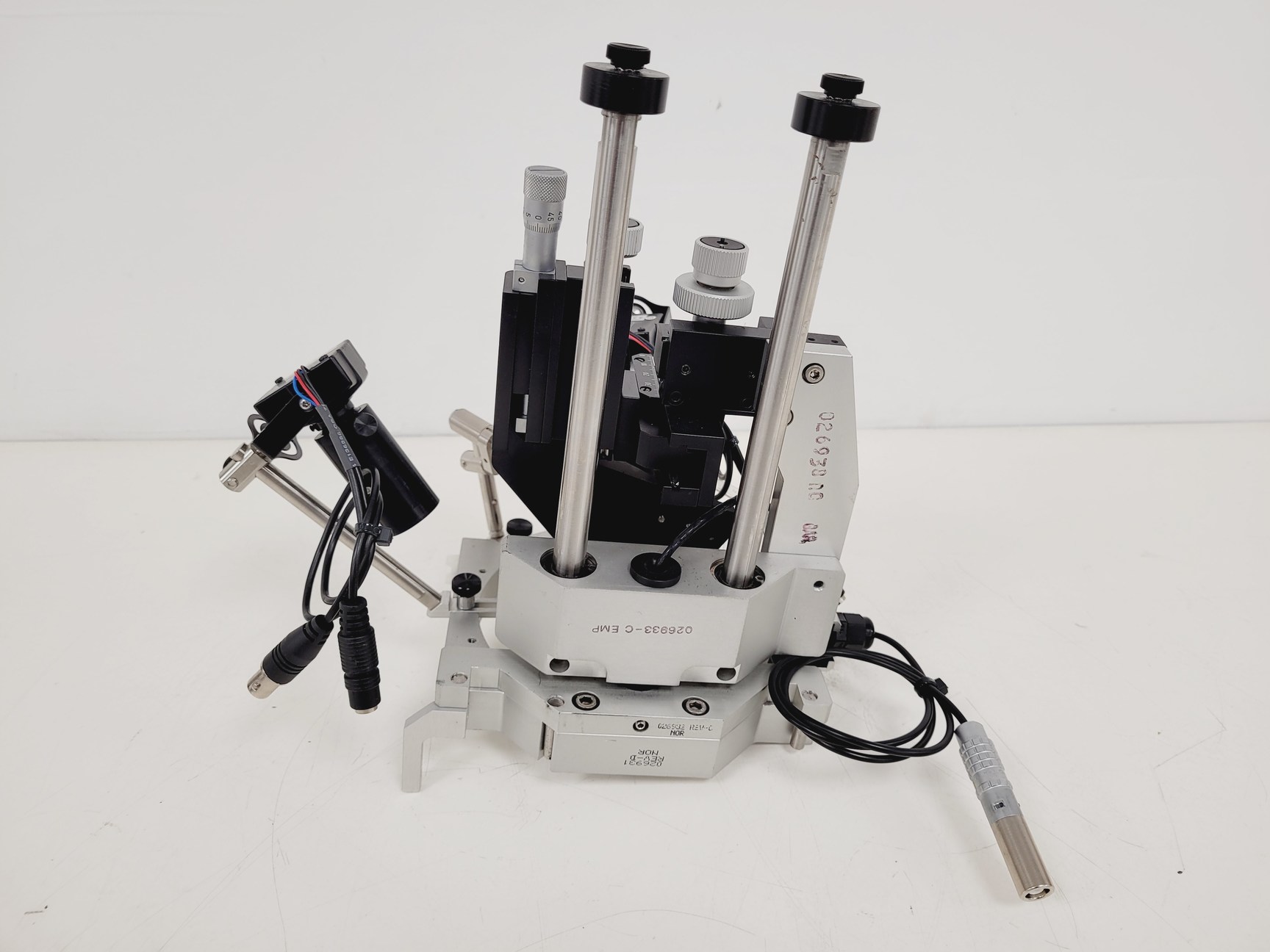 Image of Applied Biosystems NanoSpray II  MDS SCIEX  Assy no. 1014665 for Mass Spec Lab