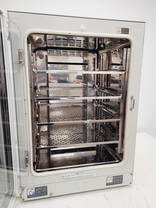 Thumbnail image of Sanyo CO2 Laboratory Incubator  Model - MCO-19AIC Lab