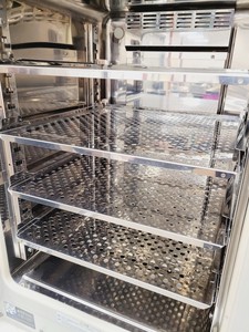Thumbnail image of Sanyo CO2 Laboratory Incubator  Model - MCO-19AIC Lab