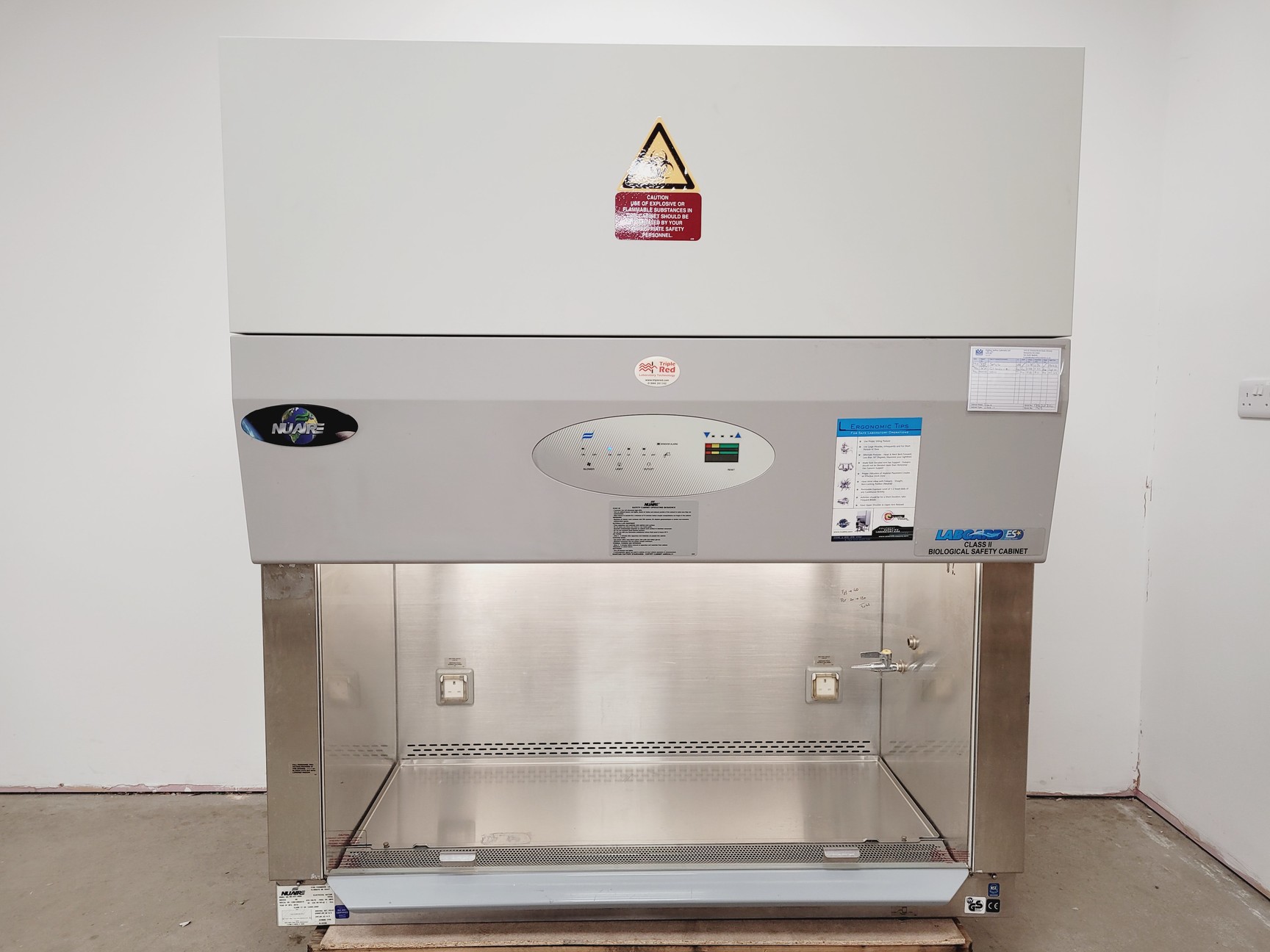 Nuaire Labgard Class II Biological Safety NU437400E Series 6 Lab