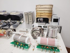 Thumbnail image of Applied Biosystems QSTAR Elite Mass Spectrometer Lab