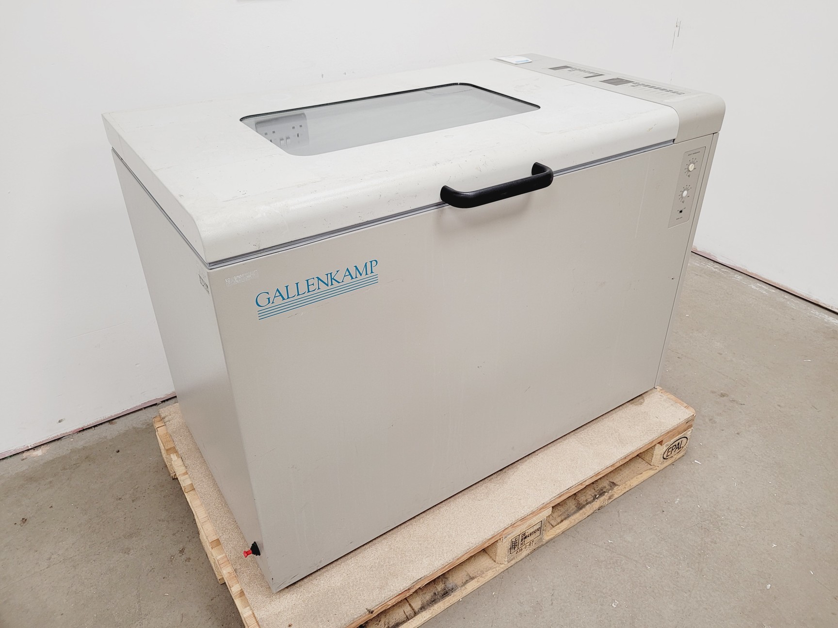 Image of Gallenkamp Shaking Incubator Cat no. IOX400.XX2.C Lab