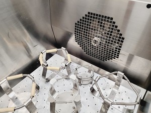 Thumbnail image of Gallenkamp Shaking Incubator Cat no. IOX400.XX2.C Lab