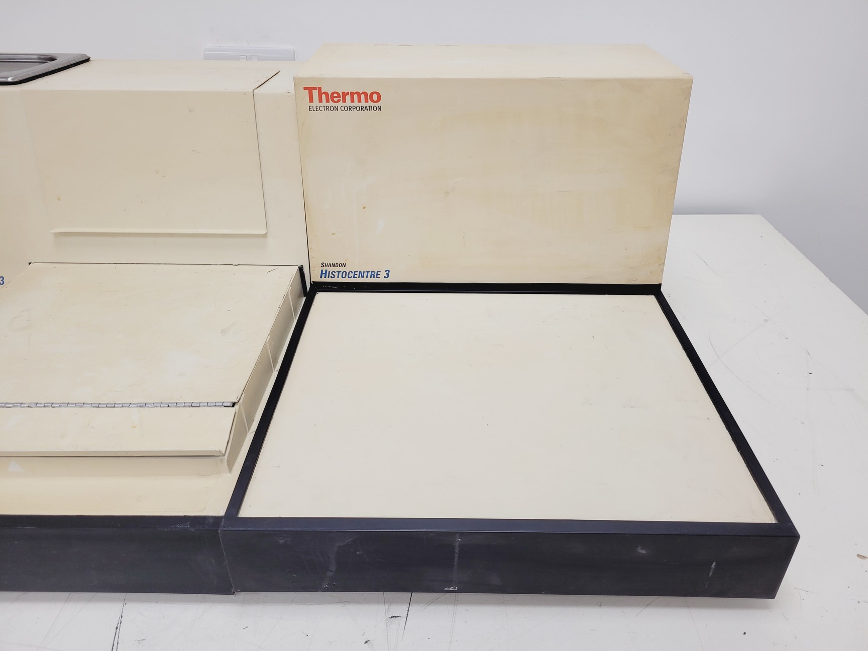 Image of Thermo Electron Corporation Shandon Histocentre 3  Embedding Module & Cold Plate