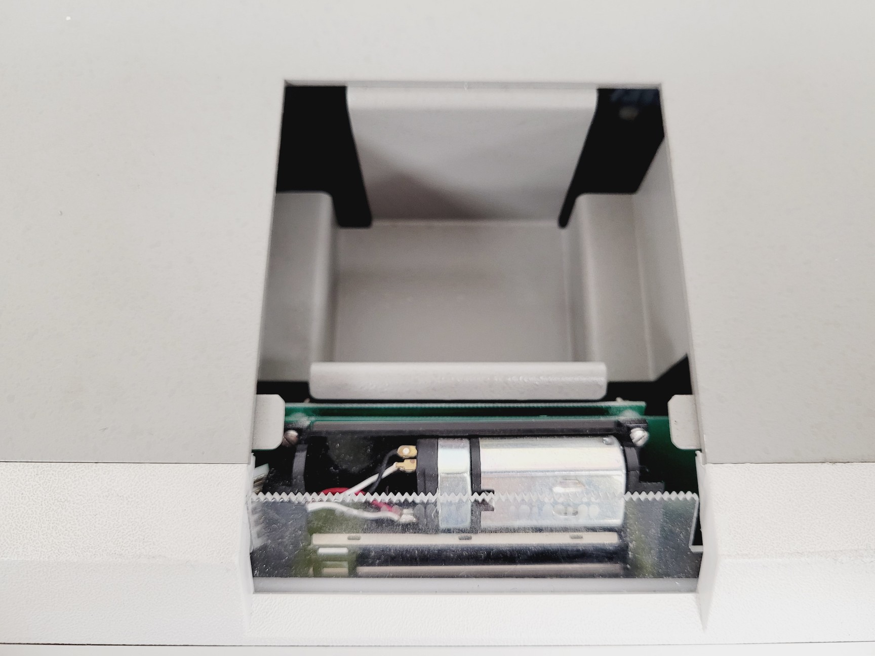 Image of YSI 2300 STAT Plus Biochemistry Analyser  Model - 2300D + Accessories Lab