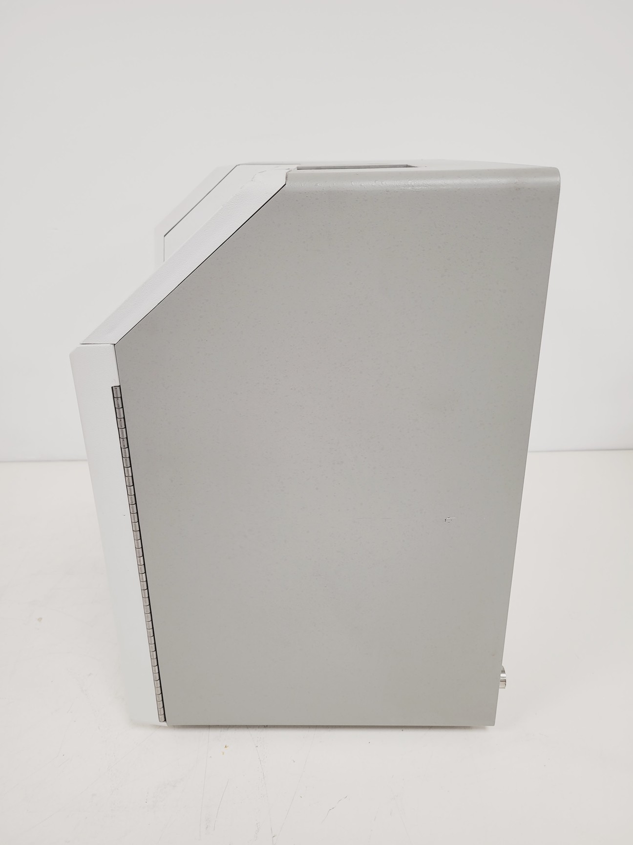 Image of YSI 2300 STAT Plus Biochemistry Analyser  Model - 2300D + Accessories Lab