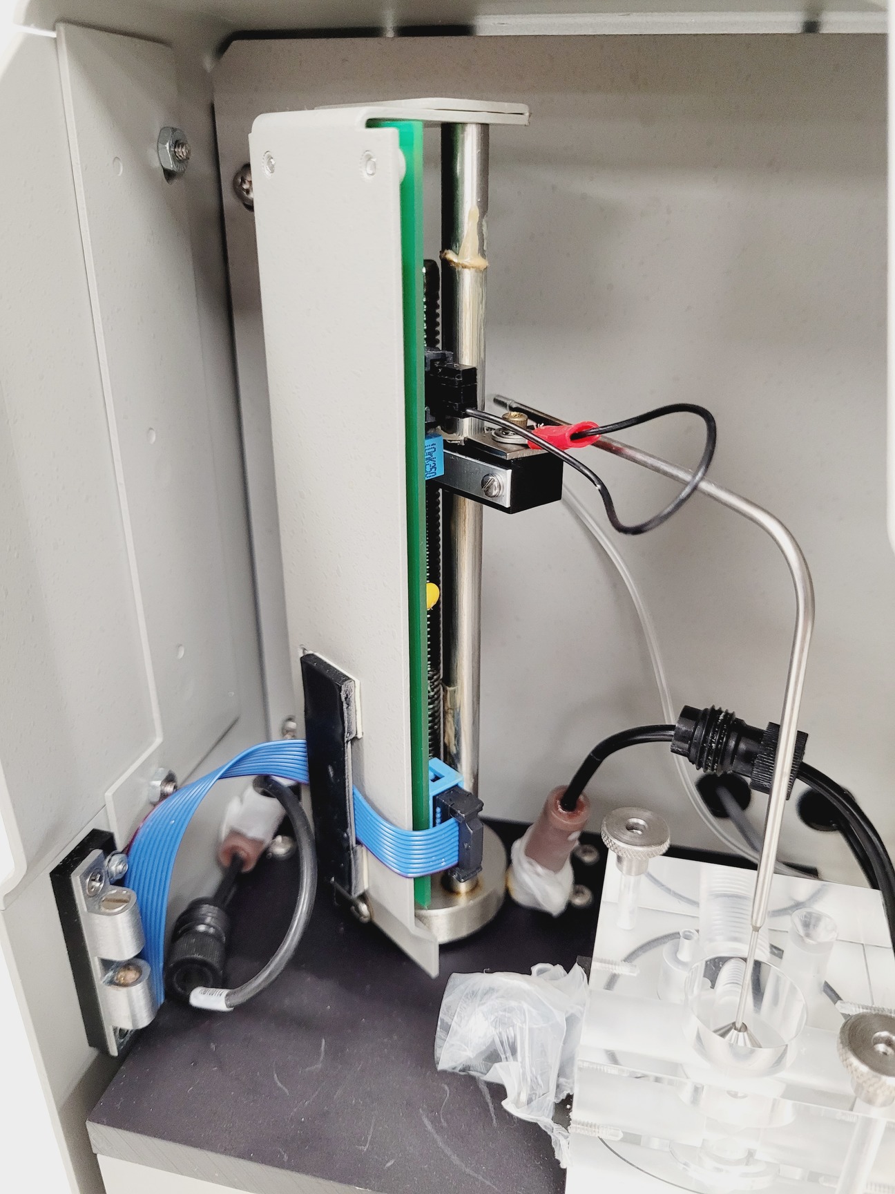 Image of YSI 2300 STAT Plus Biochemistry Analyser  Model - 2300D + Accessories Lab