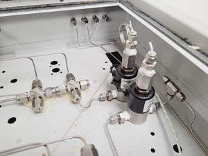 Thumbnail image of HP Agilent 6890 G1530A GC Gas Chromatography System Lab
