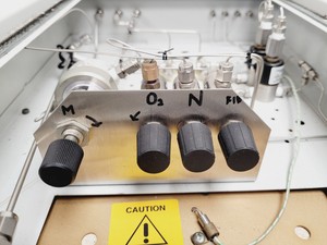 Thumbnail image of HP Agilent 6890 G1530A GC Gas Chromatography System Lab