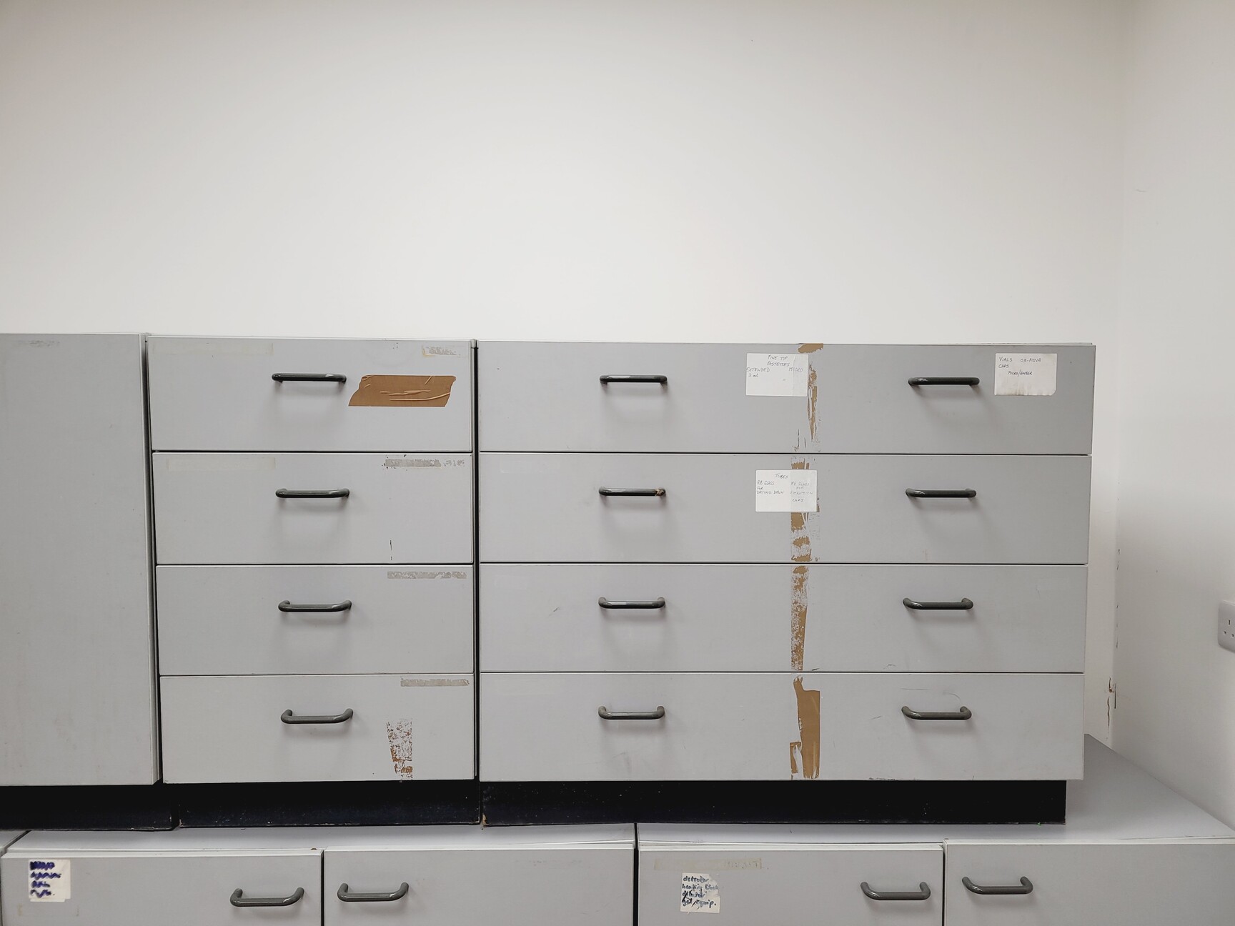 Image of Job Lot Lab Cupboards & Drawers  D 55.5 W 100.5 H 82.5cm Grey Laboratory
