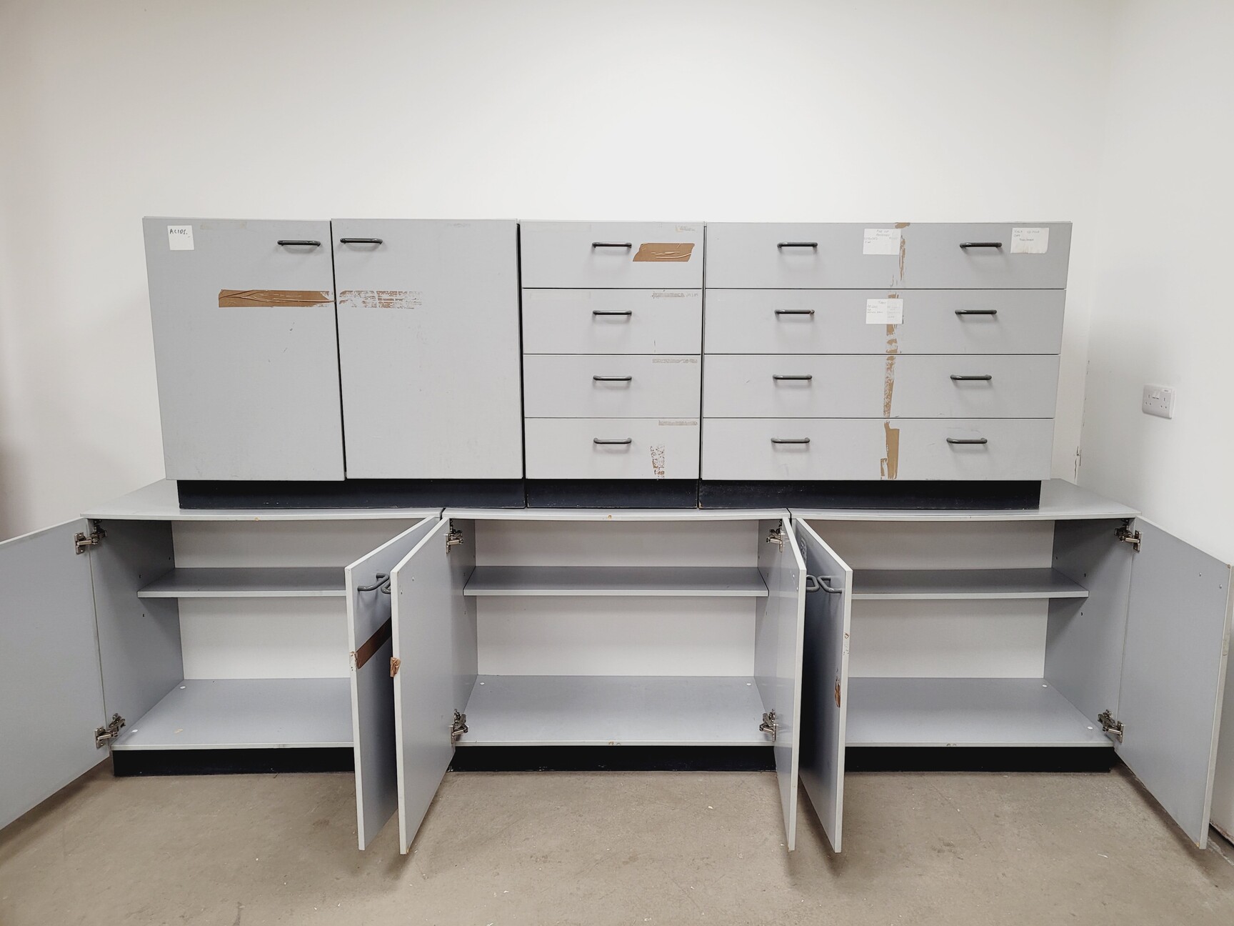 Image of Job Lot Lab Cupboards & Drawers  D 55.5 W 100.5 H 82.5cm Grey Laboratory