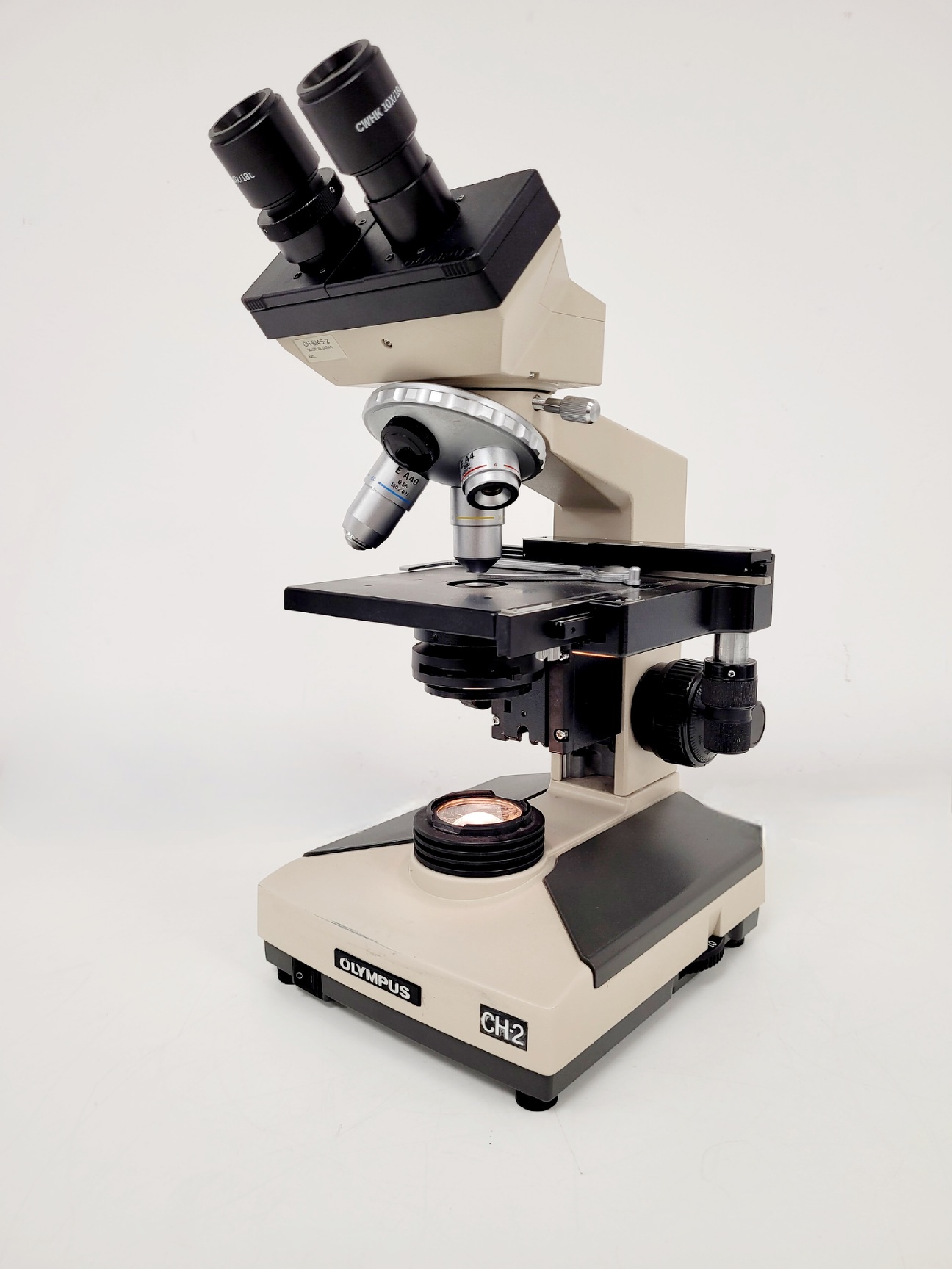 Olympus CH2 CHT Binocular Laboratory Microscope with 3 x Objectives Lab