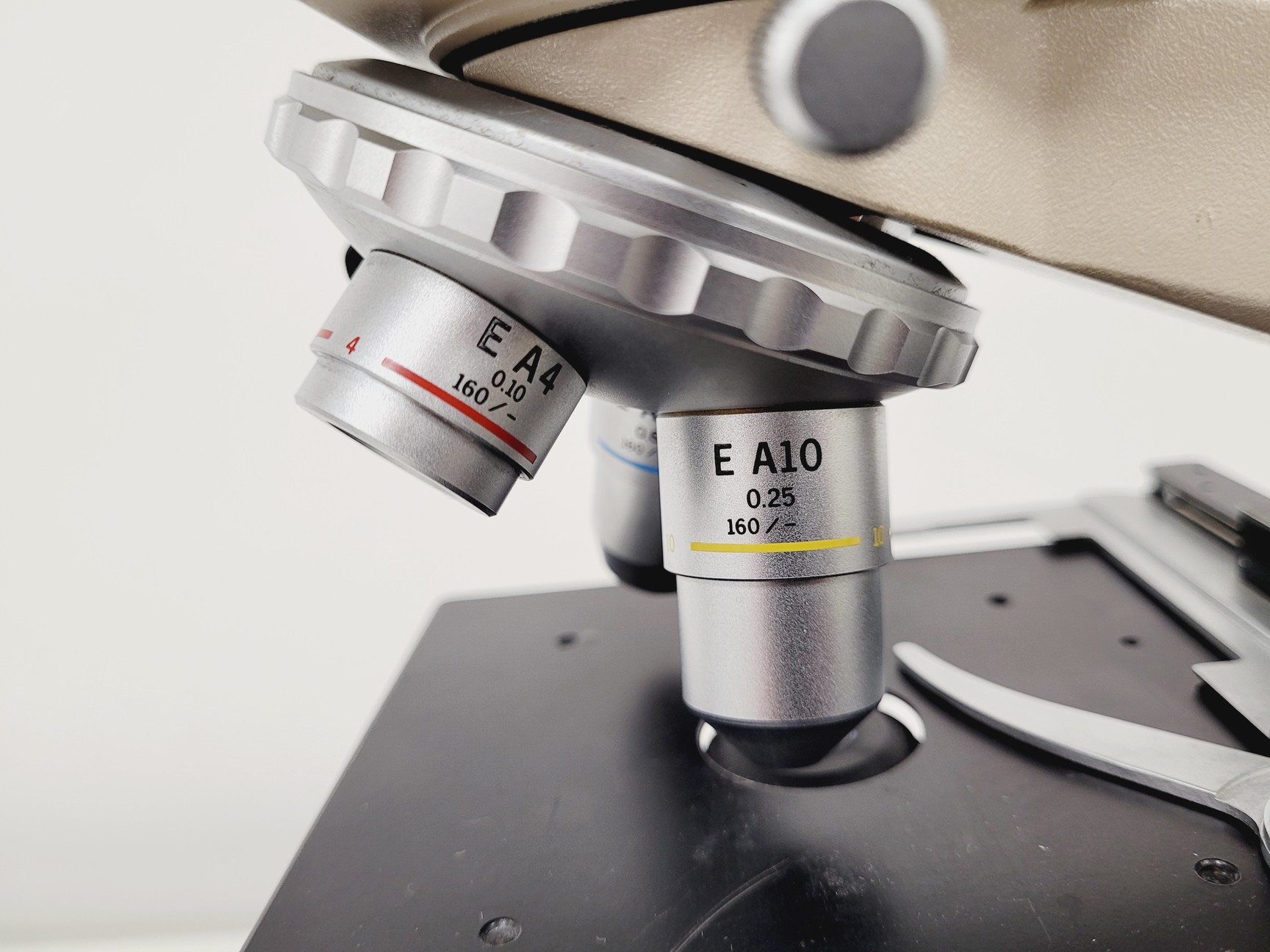 Image of Olympus CH2 CHT Binocular Laboratory Microscope with 3 x Objectives Lab