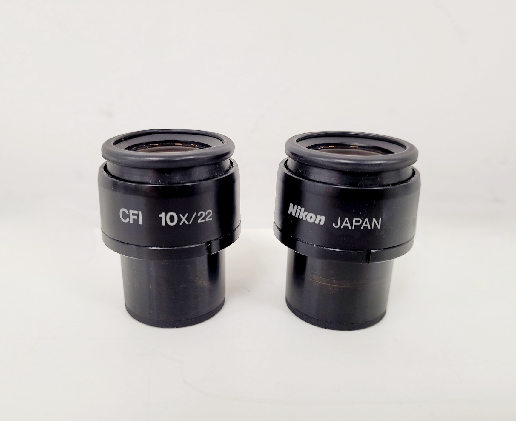 Image of Nikon Eclipse E400 Laboratory Research Microscope with 3 x Objectives Lab