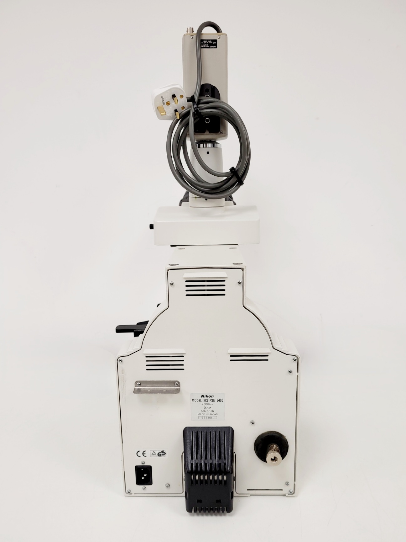 Image of Nikon Eclipse E400 Laboratory Research Microscope with 3 x Objectives Lab