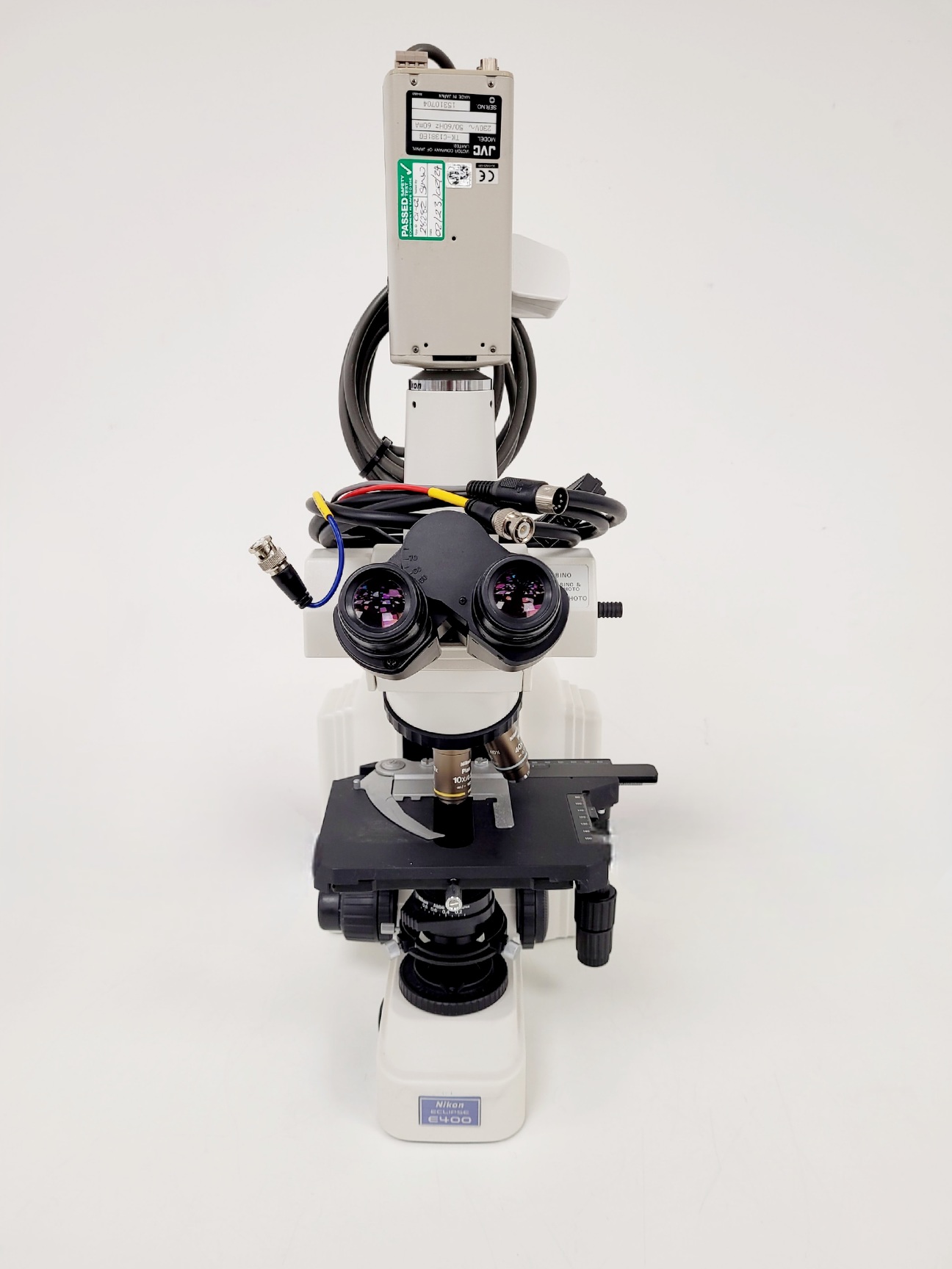 Image of Nikon Eclipse E400 Laboratory Research Microscope with 3 x Objectives Lab