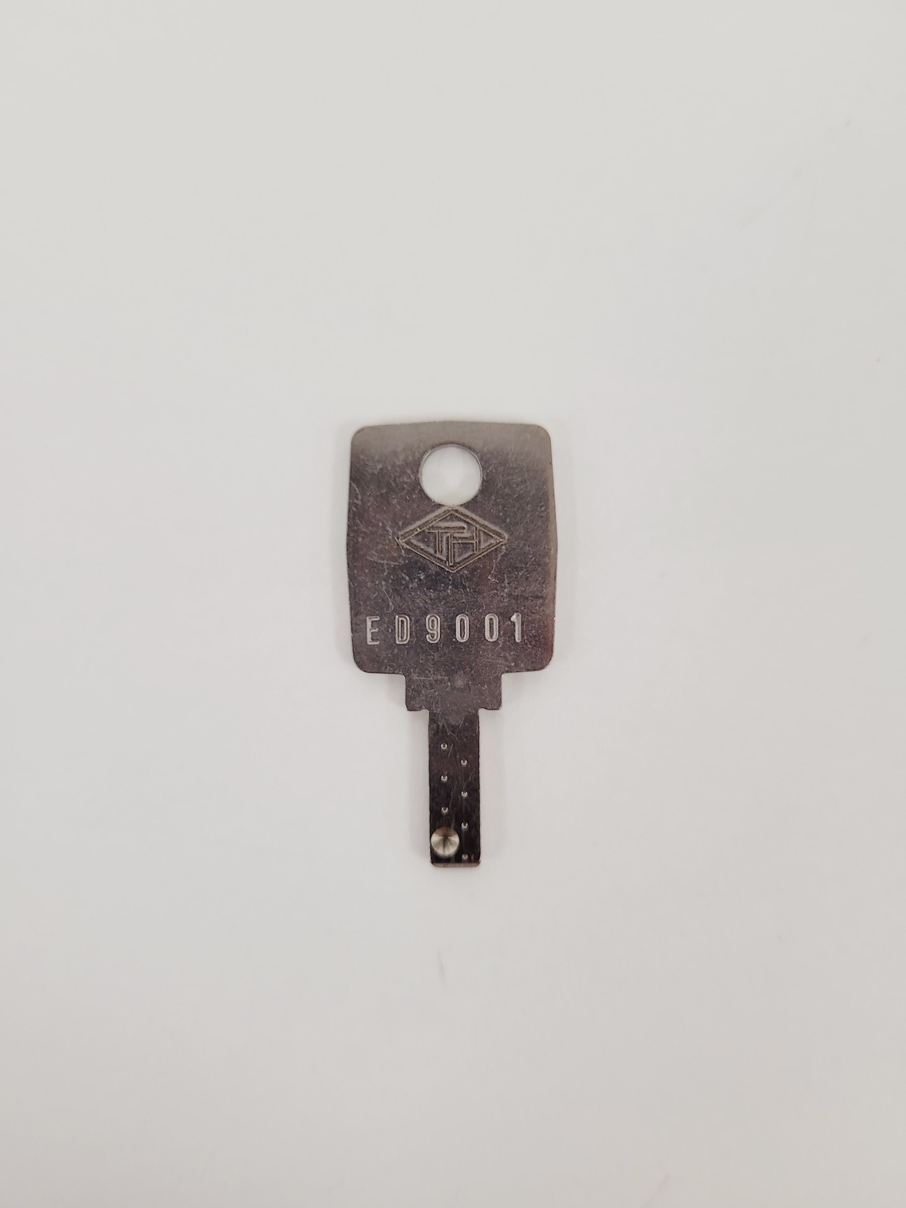 Image of Thorlabs Profile Pro 8000 Module Chassis with 6x WDM sources and Key Lab