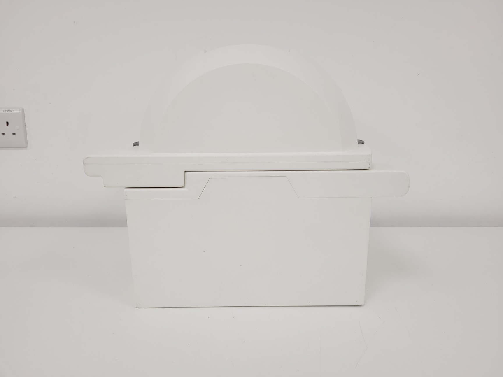 Image of Siemens A TIM Head Coil  3T  Model No. (1P) 08622644 Lab