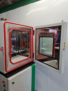 Thumbnail image of CME Climatic Chamber PAC-120-A-H Laboratory Growth Chamber Lab
