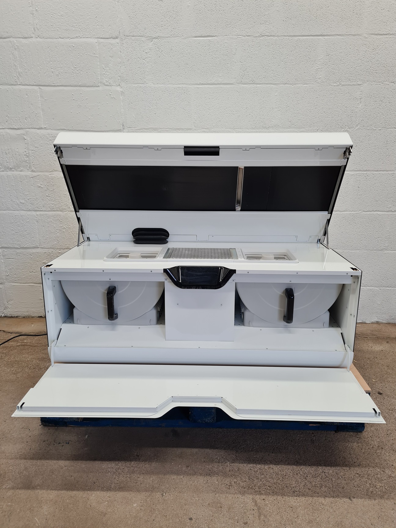 Image of Blueprinter M3 Industrial Selective Laser Sintering (SLS) Low Noise 3D Printer