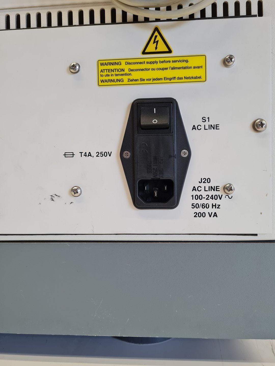 Image of Varian 800 FT-IR Spectrometer Scimitar Series Lab