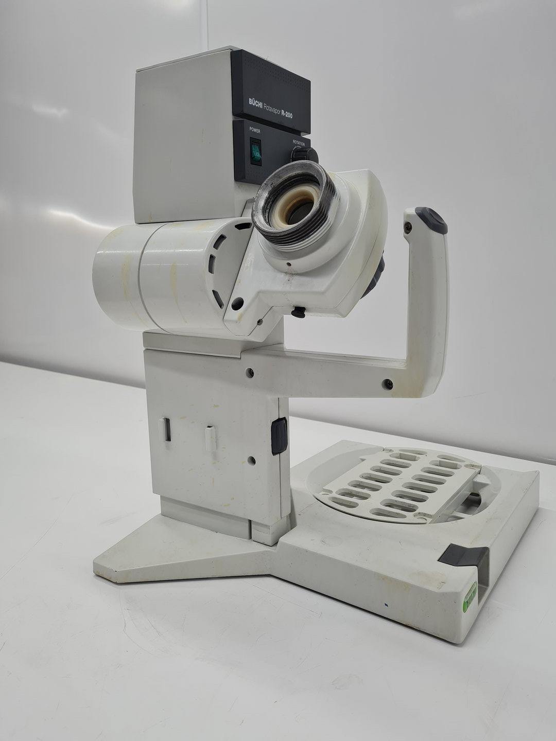 Image of Buchi Rotavapor R-200 Rotary Evaporator Lab