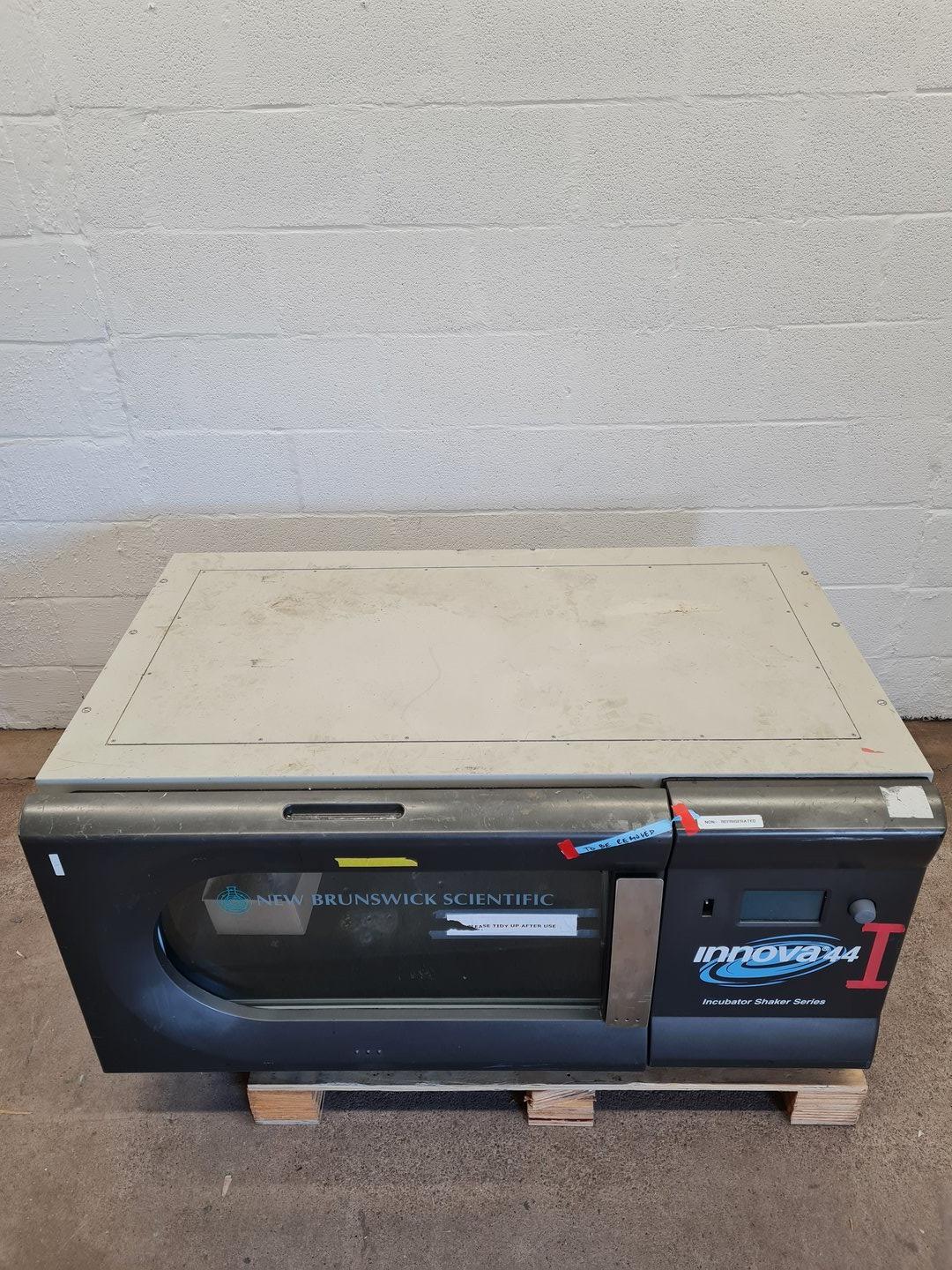 Image of New Brunswick Innova 44 Incubator Shaker - Spares Only Lab