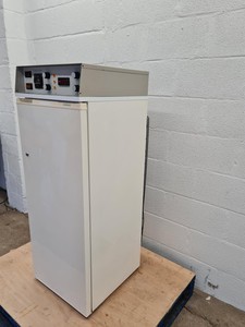 Thumbnail image of Gallenkamp Digital Cooled Refrigerated Incubator Model: ICI180.WT2.C Lab