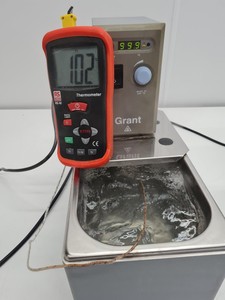 Thumbnail image of Grant Y6 Laboratory Stirred Water Bath Lab