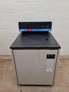 Thumbnail image of Sorvall RC5C Refrigerated Floor Standing Centrifuge Lab Spares/Repairs