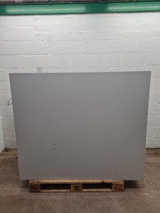Thumbnail image of Faster VLF 1540 Laminar Flow Cabinet with Stand Lab